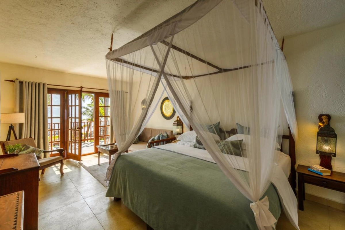 Breezes Beach Club & Spa - Hotel Photo 2