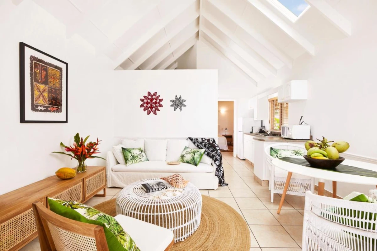 Motu Beachfront Art Villas - Hotel Photo 1