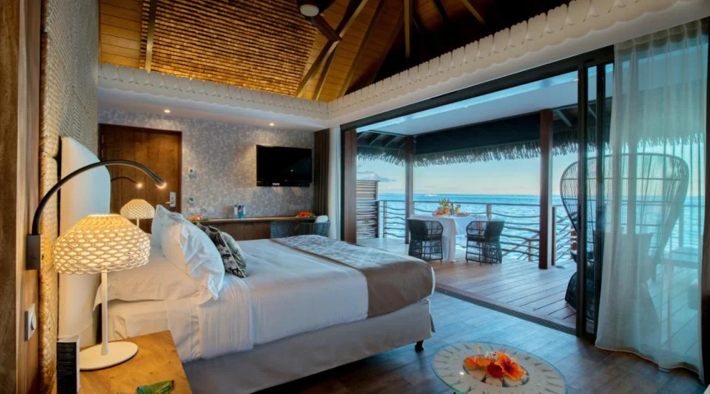 Premium Overwater King Bungalow - Island View at InterContinental Tahiti Resort & Spa