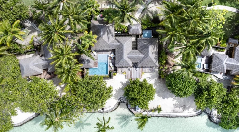 Royal Pool Beach Villa at Le Taha'a By Pearl Resorts