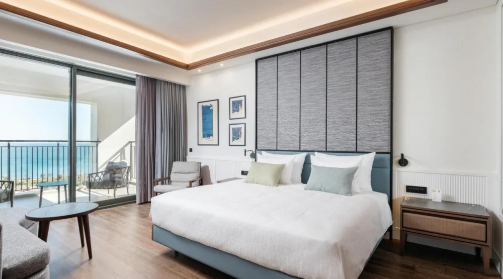 Deluxe Adult Room Sea View (adult Zone) at Anda Barut Collection
