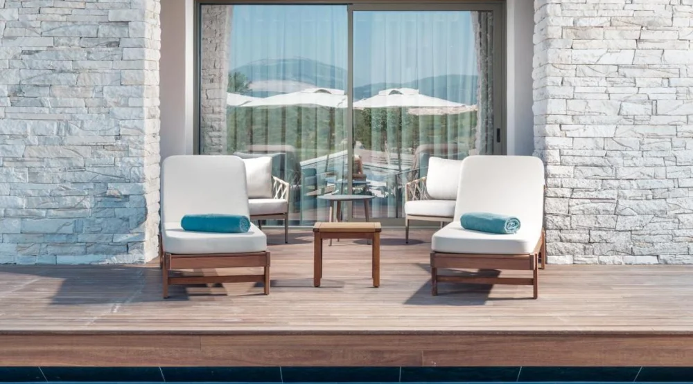 Deluxe Adult Swim-up Room Sea Side (adult Zone) at Anda Barut Collection