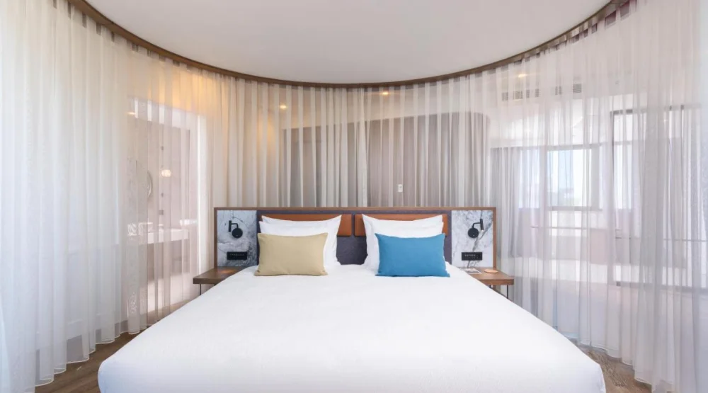 Penthouse Sea View (adult Zone) at Anda Barut Collection