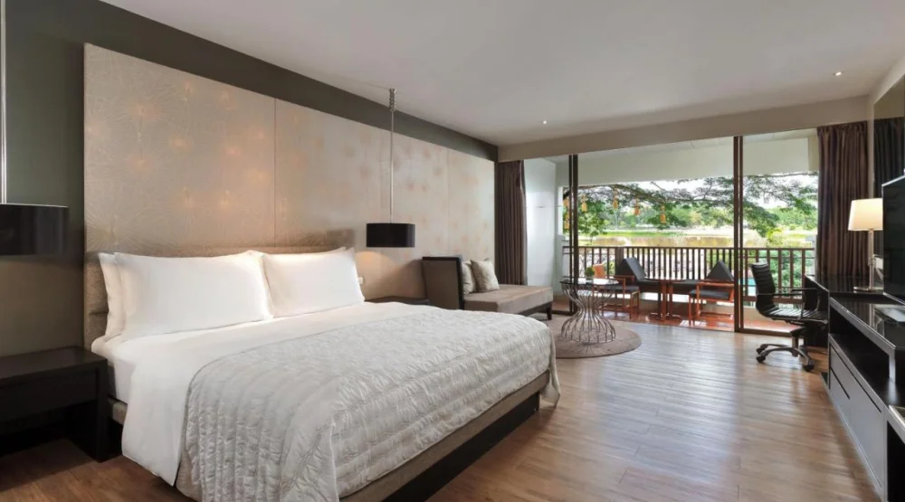 Deluxe River View, Guest Room, One King, River View, Balcony at Le Meridien Chiang Rai Resort