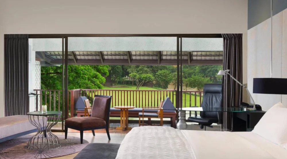 Grande Deluxe Pool View, Larger Guest Room, One King, Balcony at Le Meridien Chiang Rai Resort