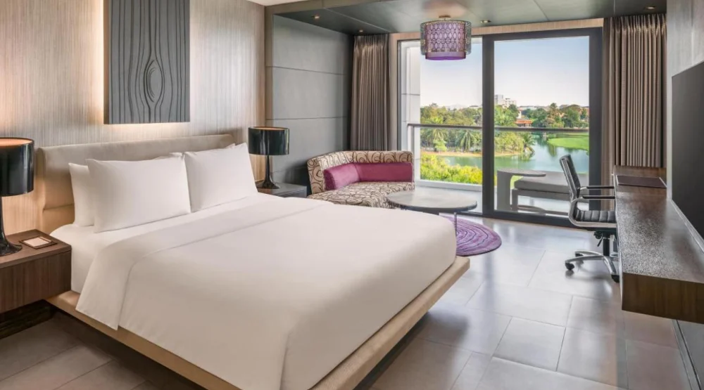 King Deluxe Suite with Golf View at Le Meridien Suvarnabhumi