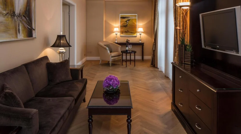 Lakeview Suite with Balcony at Falkensteiner Schlosshotel Velden