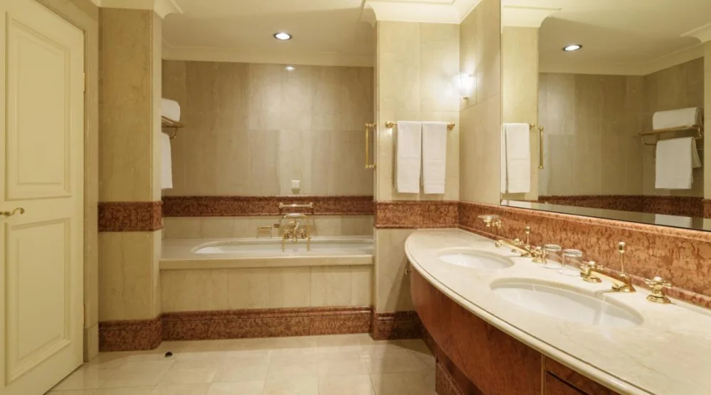 Deluxe Suite at Grand Hotel Wien