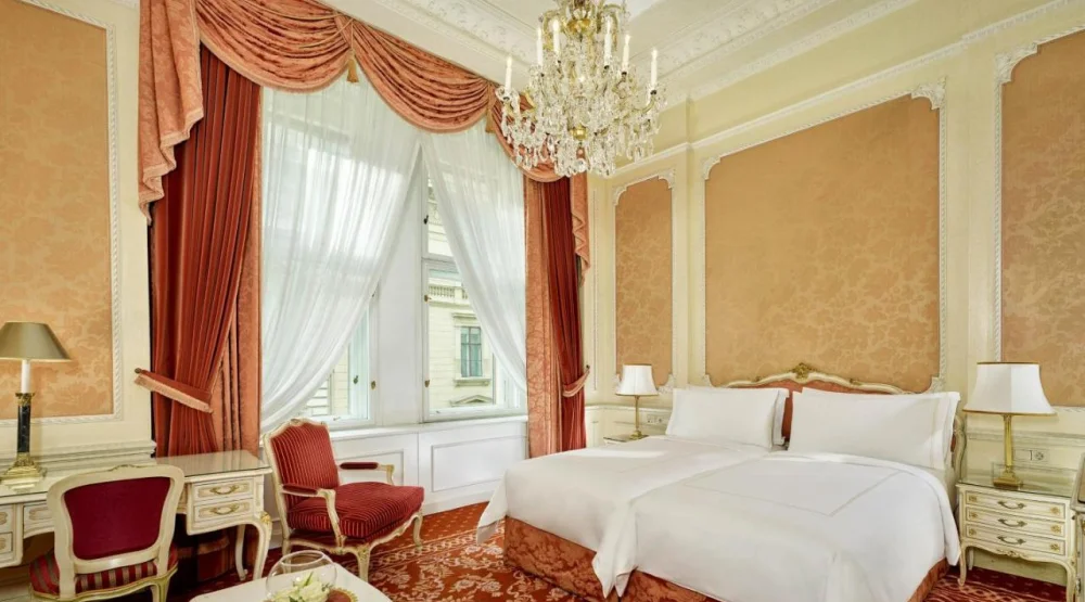Classic Twin Room at Hotel Imperial a Luxury Collection Hotel