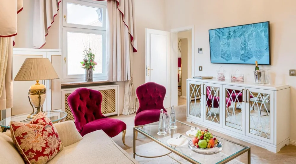 Junior Suite with Park View at Hotel Schloss Monchstein