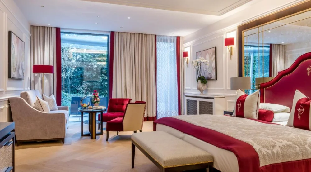 Park Suite with Park View and Private Terrace at Hotel Schloss Monchstein