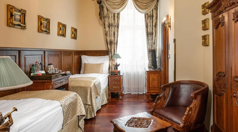 Superior Twin Room at Iron Gate Hotel & Suites