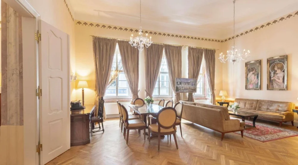 Mucha King Suite with Street View at The Mozart Prague