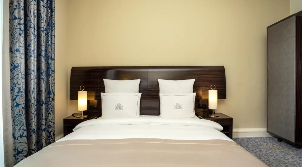 Junior King Suite at Hotel Atlantic Hamburg Autograph Collection