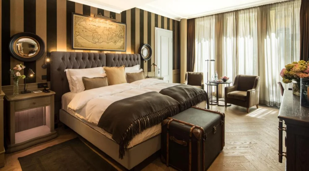 Junior Suite at Hotel Munchen Palace