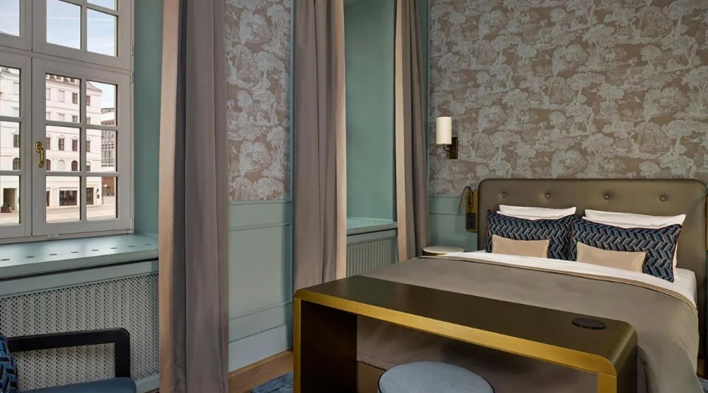 Baroque Room at Hotel Taschenbergpalais Kempinski