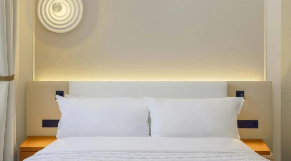 Queen Room Chic Palais at Le Meridien Frankfurt