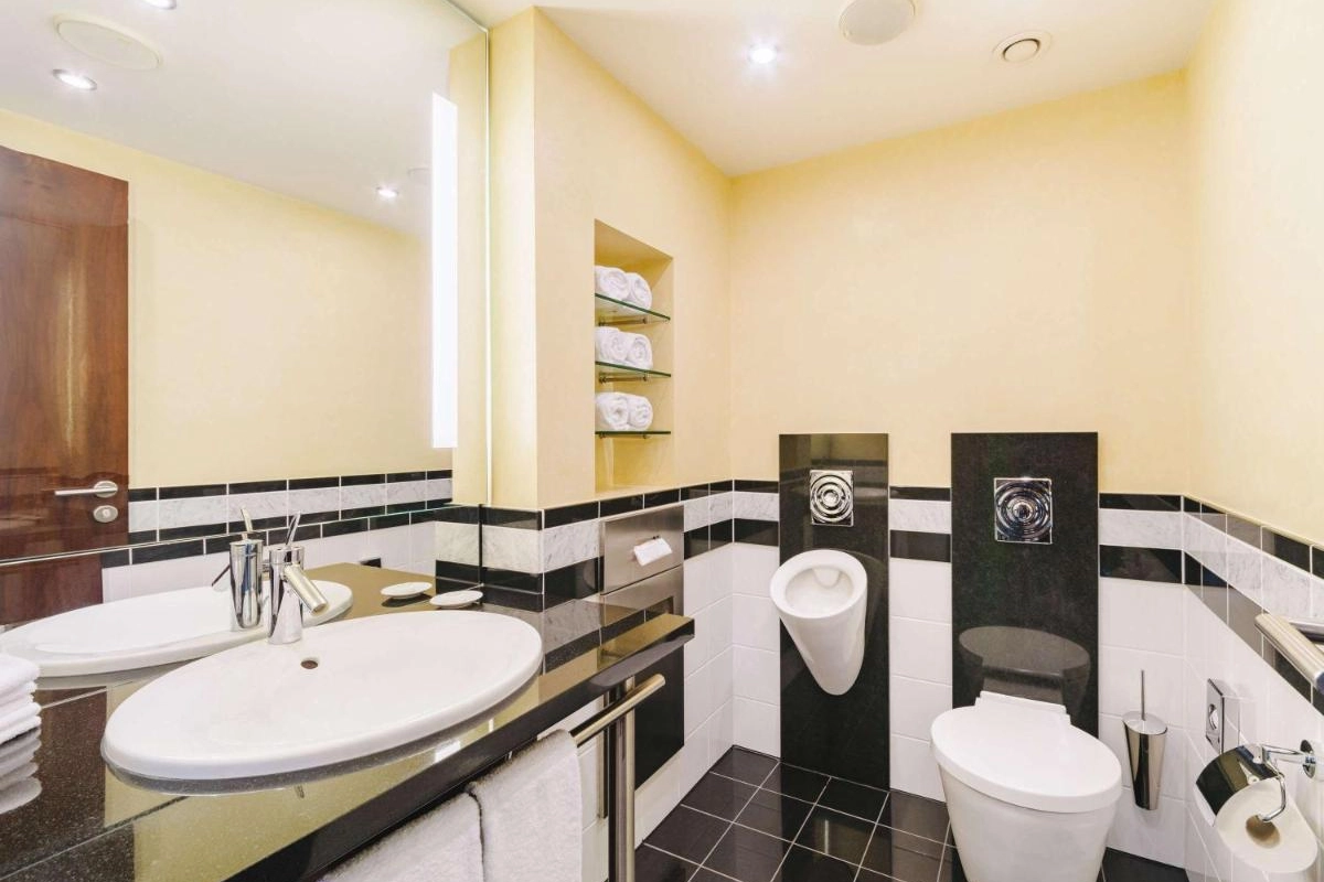 Pullman Berlin Schweizerhof - Hotel Photo 34