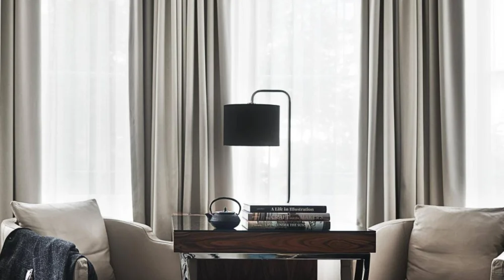 Superior Room, One King at Roomers Berlin Steinplatz Autograph Collection