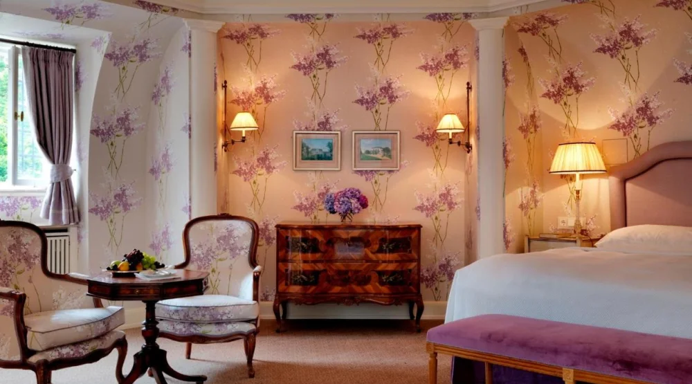 Castle Grand Park View Room at Schlosshotel Kronberg