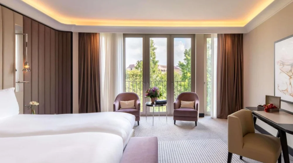 Luxury Twin Room at Sofitel Frankfurt Opera