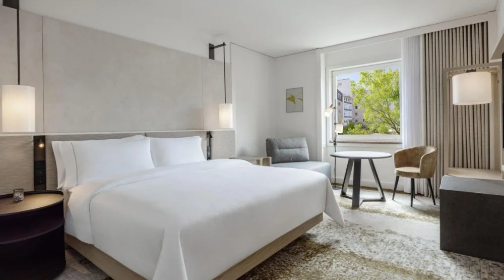 Club King Room at The Westin Grand Frankfurt