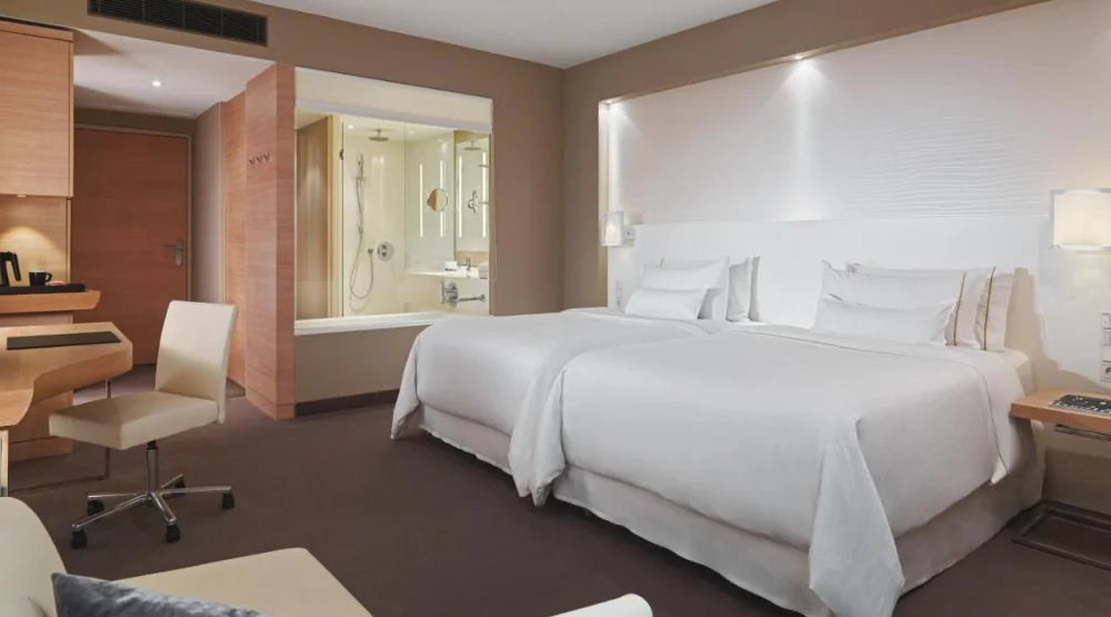 Classic Elbphilharmonie, Guest Room, Two Queen, Atrium View at The Westin Hamburg Elbphilharmonie