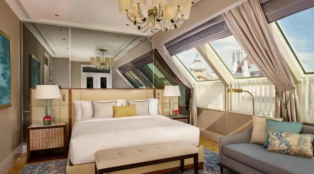 Nora Suite at Al Habtoor Palace Budapest