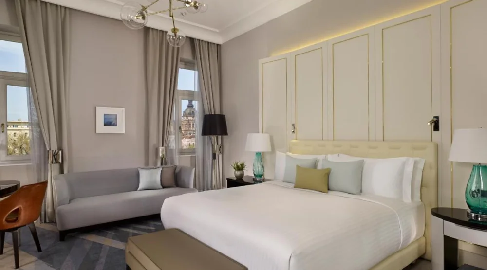 Deluxe King Park View Room at Al Habtoor Palace Budapest