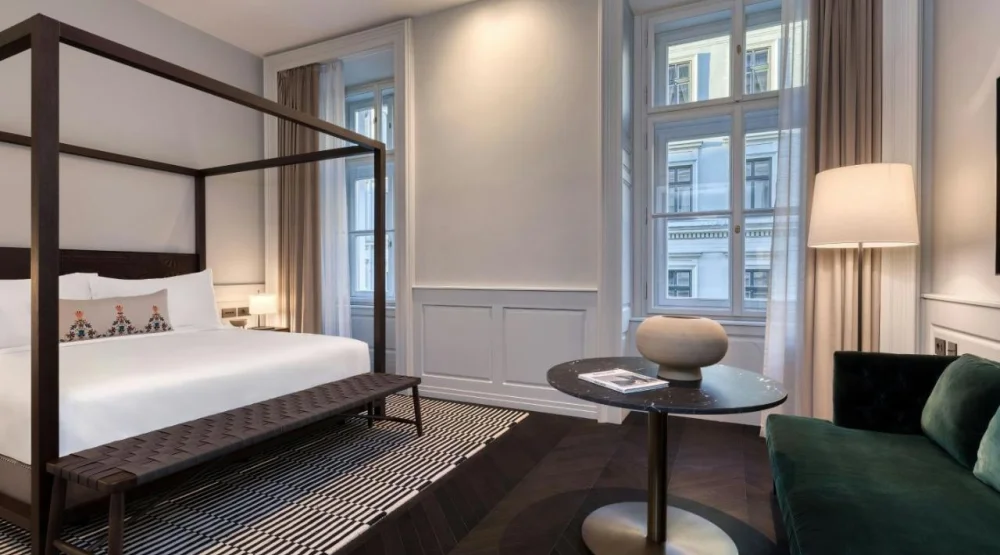 Heritage Superior King Room with Street View at Dorothea Hotel Budapest Autograph Collection