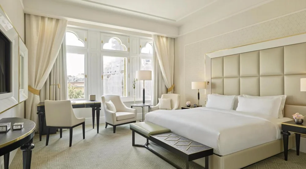 Premium King Room with City View at Parisi Udvar Hotel Budapest