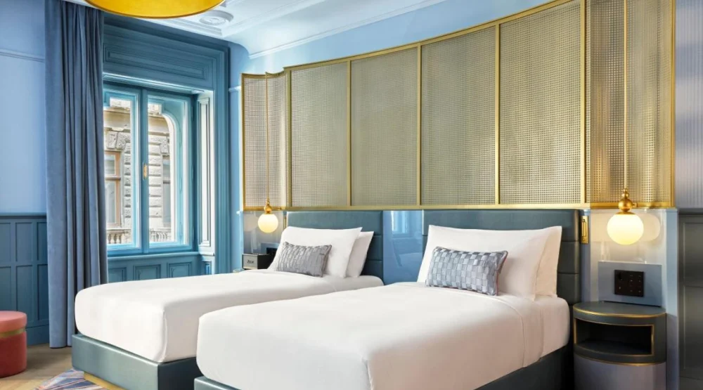 Deluxe Twin Room with City View at W Budapest