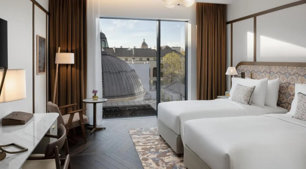 Modern Twin Room at Stradom House Autograph Collection