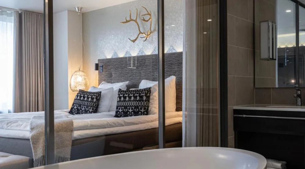 Arctic Deluxe Spa Twin - Bathtub and Sauna at Lapland Hotels Bulevardi