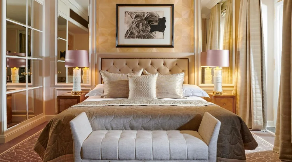 Deluxe Double Room at Baur Au Lac