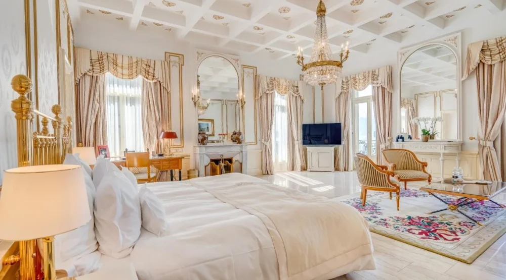 Ritz Suite with Lake View at Grand Hotel National Luzern