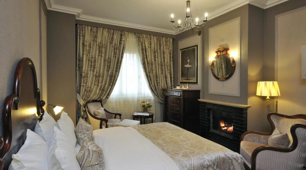 Classic Double Room at Hotel De La Cigogne