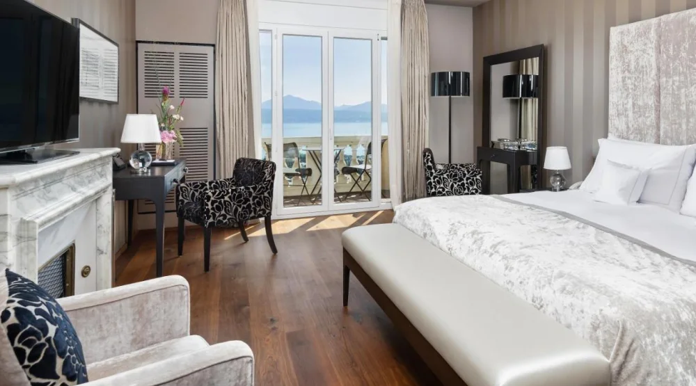 Suite with Lake View at Lausanne Palace