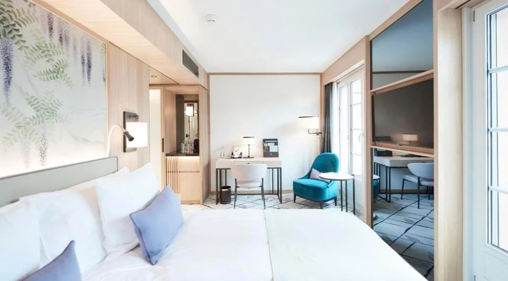City Rooftop Double Room with Patio at Storchen Zurich Lifestyle Boutique Hotel