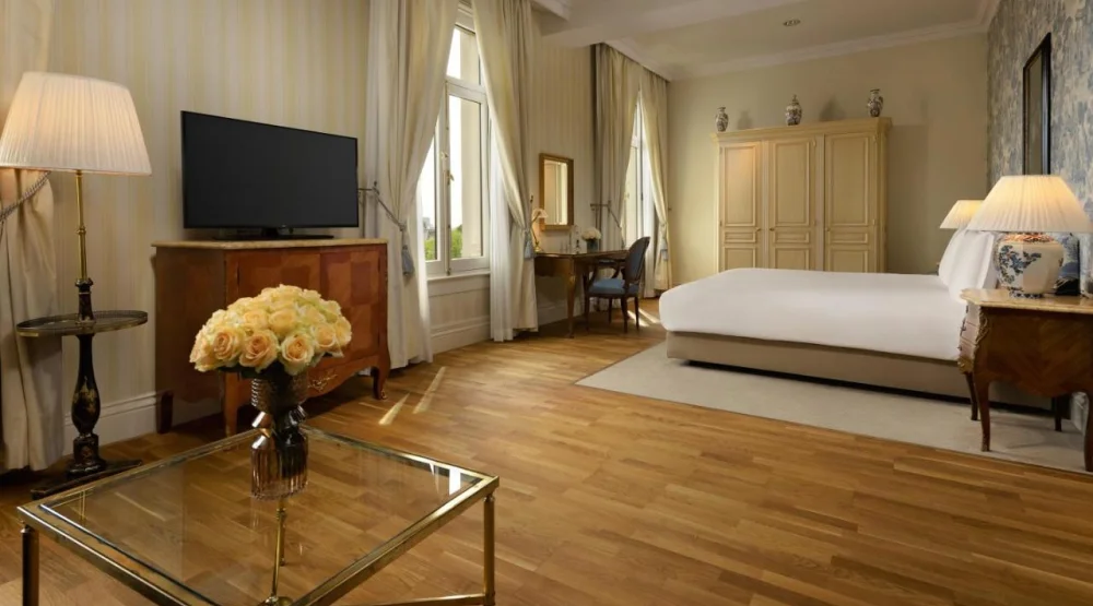 Junior King Suite with City View at Intercontinental Amstel Amsterdam