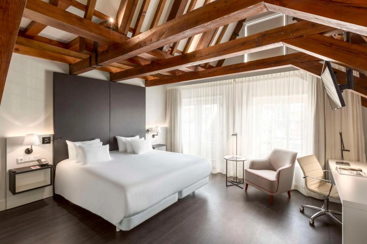 NH Collection Amsterdam Barbizon Palace - Hotel Photo 1