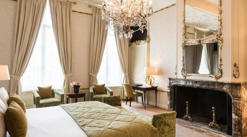 Mary Of Burgundy Suite at Hotel Dukes Palace