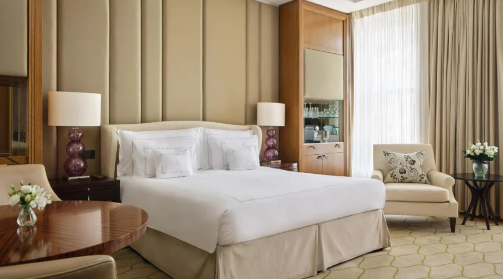 Deluxe Room at Corinthia London