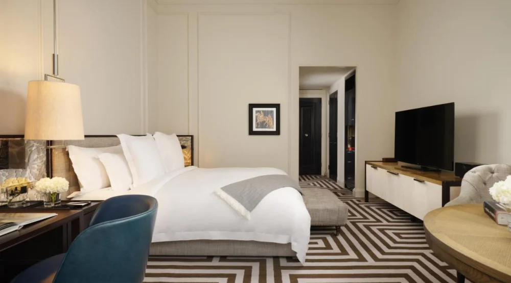 Grand Executive King Room at Rosewood London