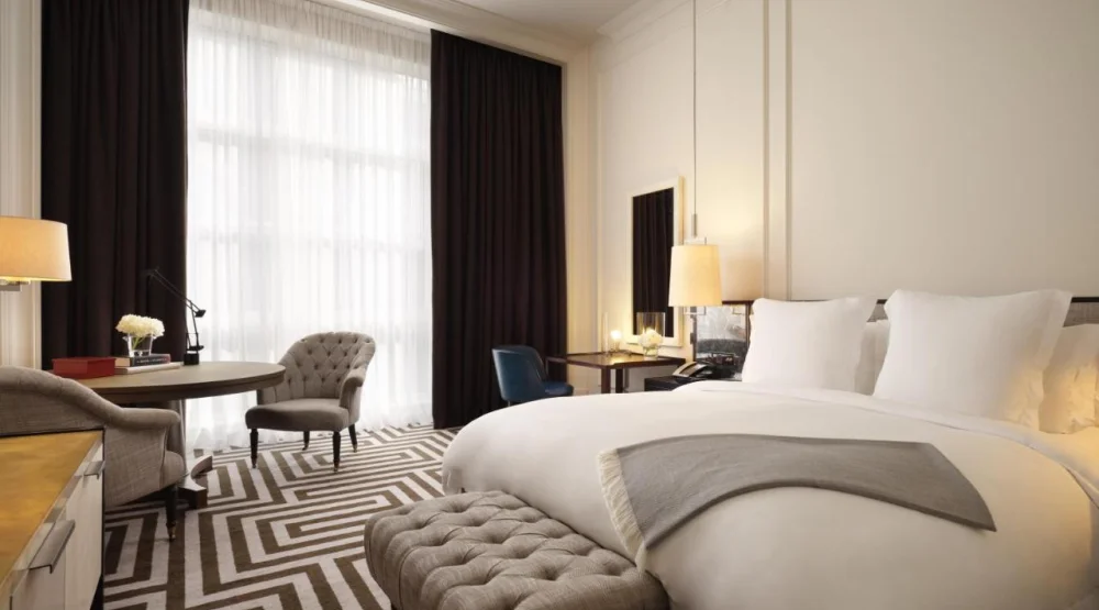 Grand Premier King Room at Rosewood London