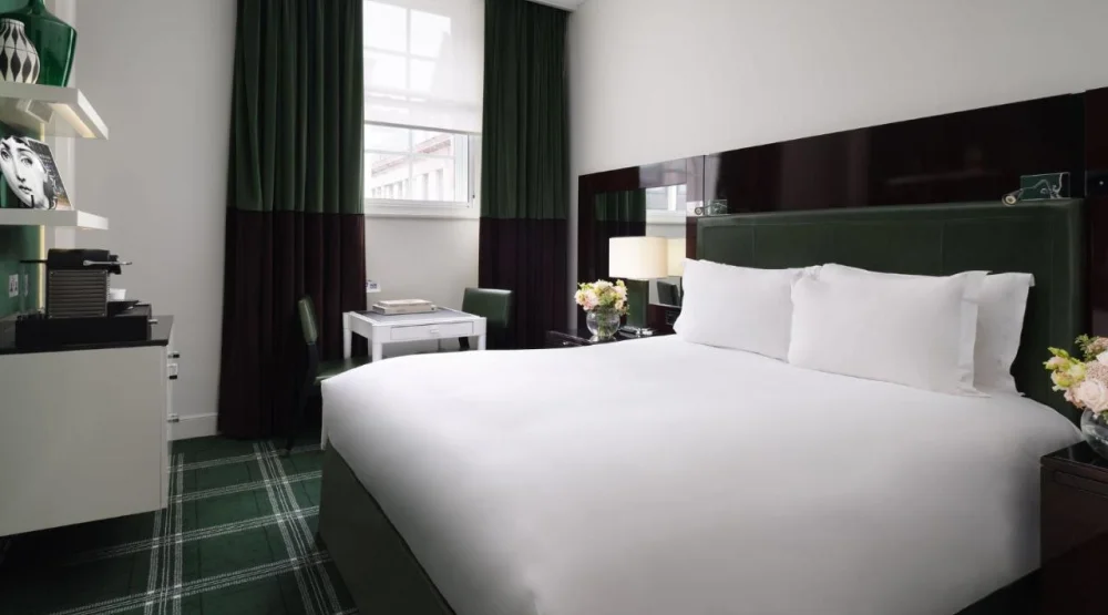 Classic Queen Room at Sofitel London St James