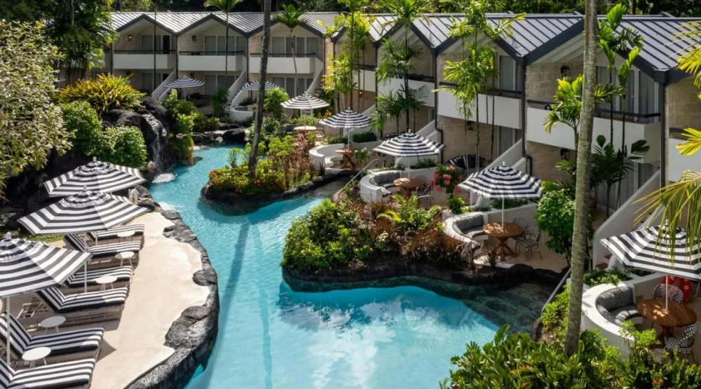 Pool Garden View, Junior Suite at Colony Club, a Luxury Collection Resort