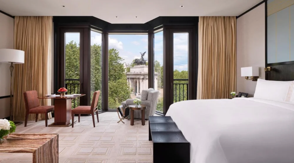 Grand Premier Park Room Double at The Peninsula London
