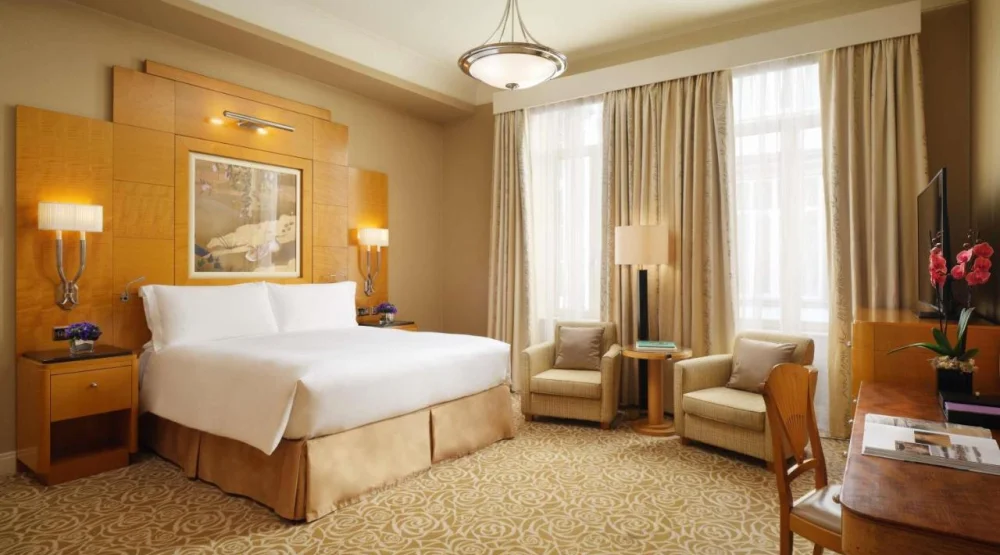 Heritage Luxury King Room at The Savoy
