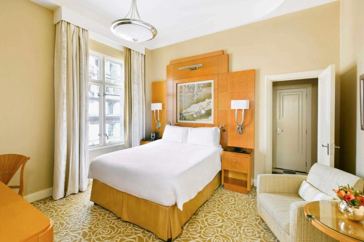 The Savoy - Hotel Photo 36